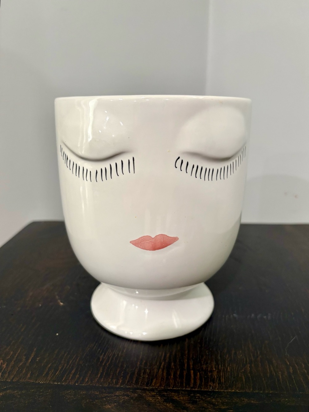 White Ceramic Face Planter with Pink Lips
